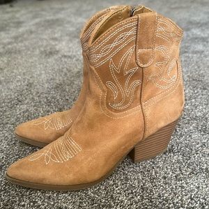 Indigo Rd Alydia Vegan Suede Boots